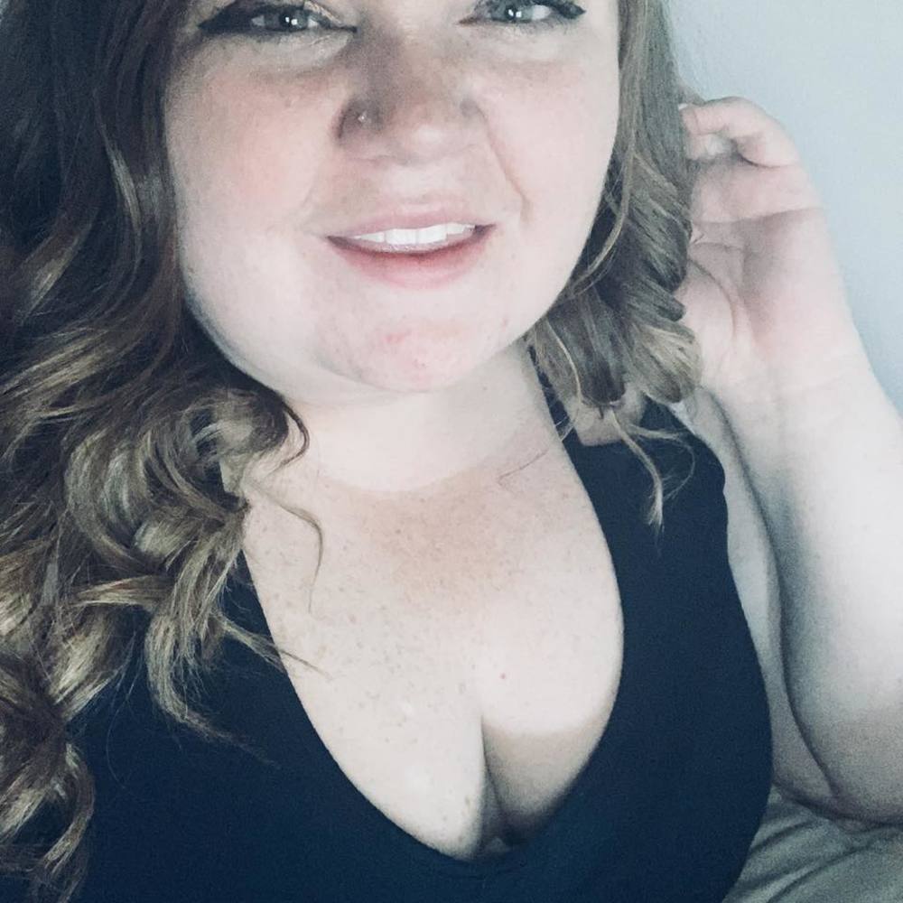 Meet your Posher, Caila